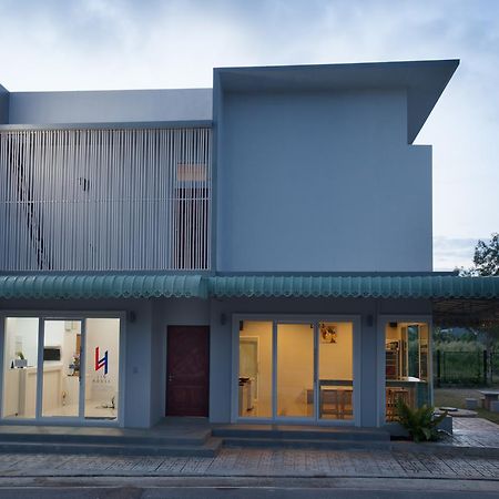 Lin House Hotel Thalang Buitenkant foto