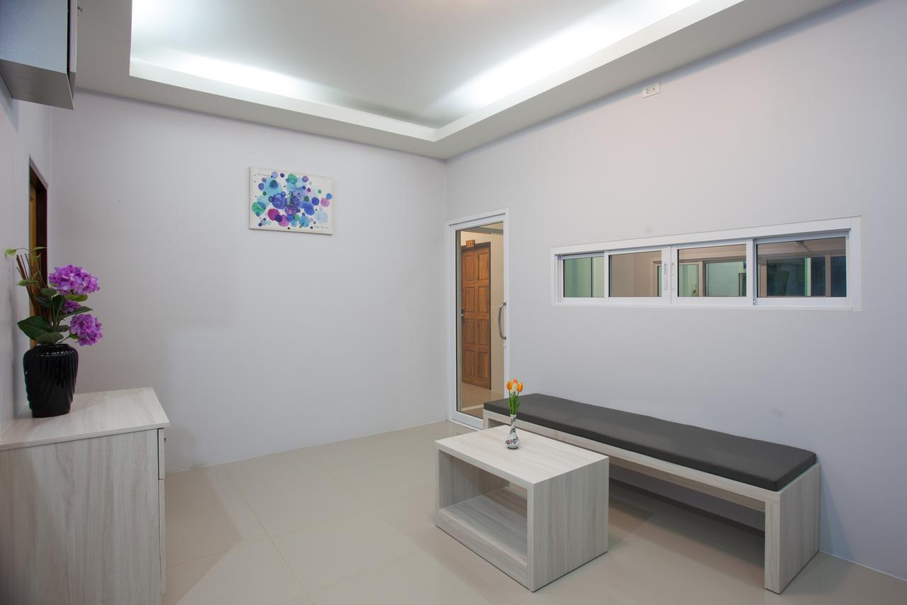 Lin House Hotel Thalang Buitenkant foto