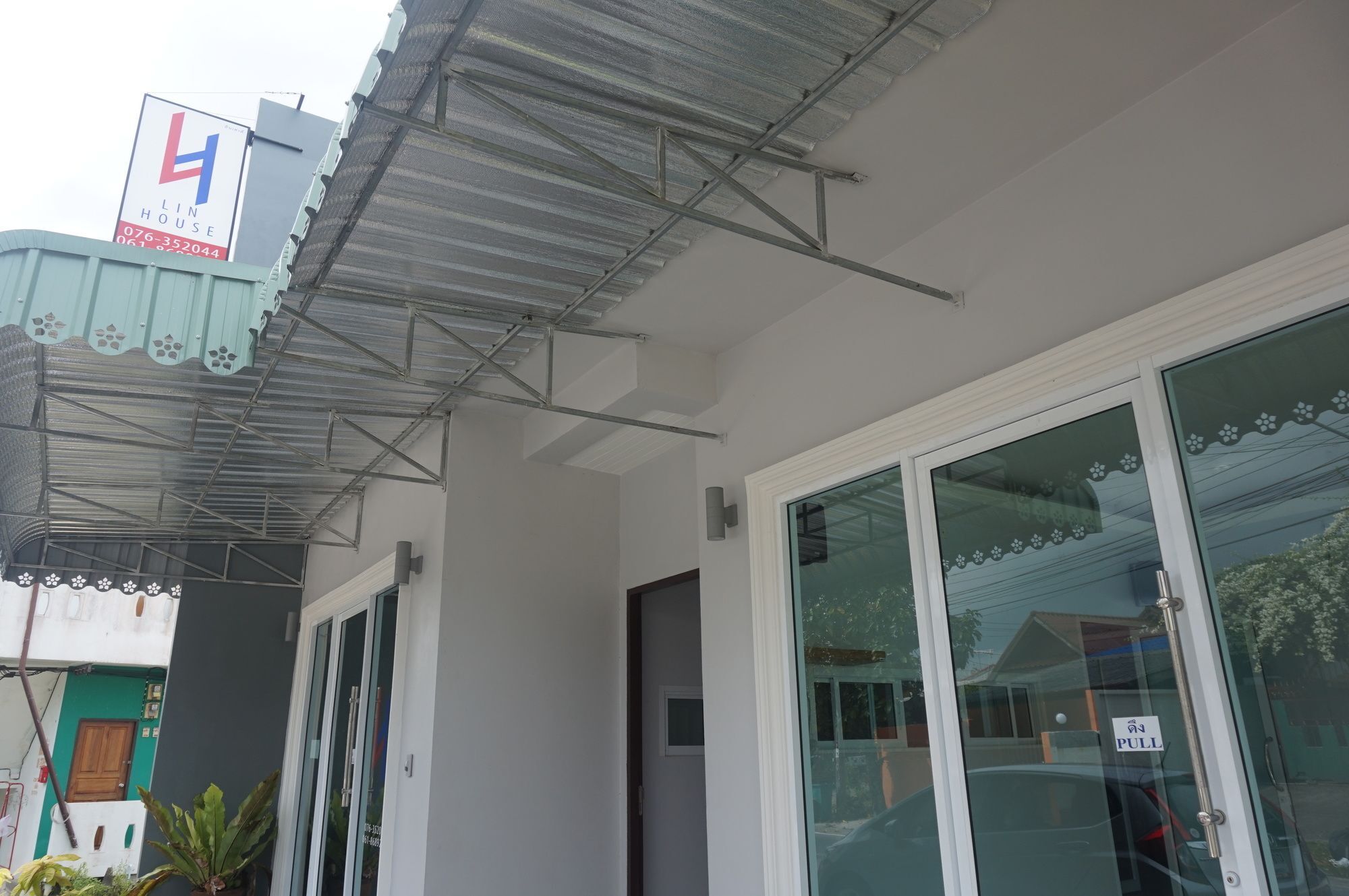 Lin House Hotel Thalang Buitenkant foto